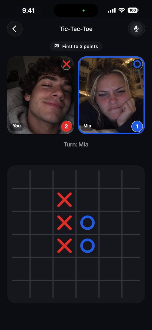Tic-Tac-Toe in Duo Clash, both players on video
